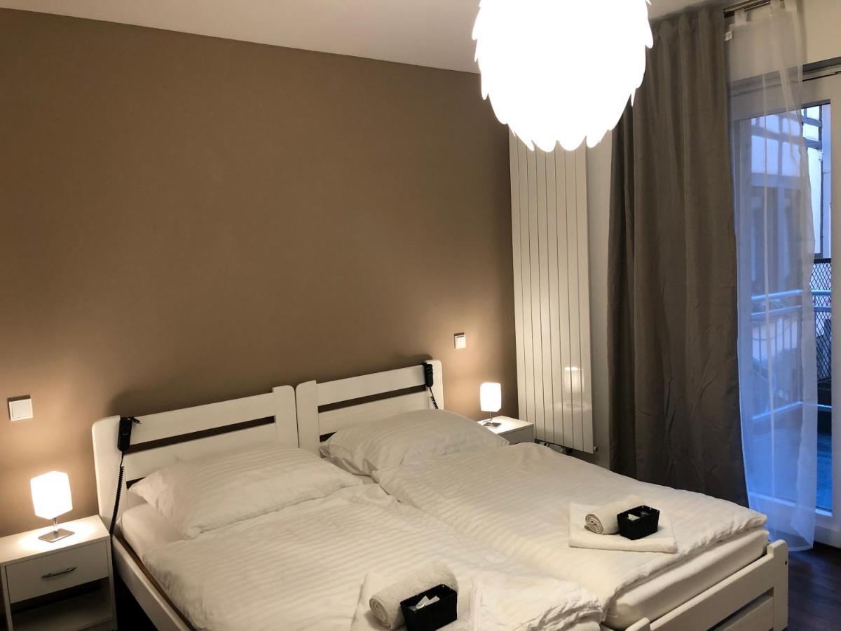 New Private Rooms Фюрт Екстер'єр фото